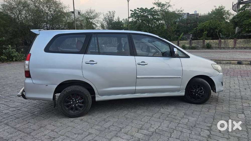 Toyota Innova 2.5 V 7 Str, 2013, Diesel
