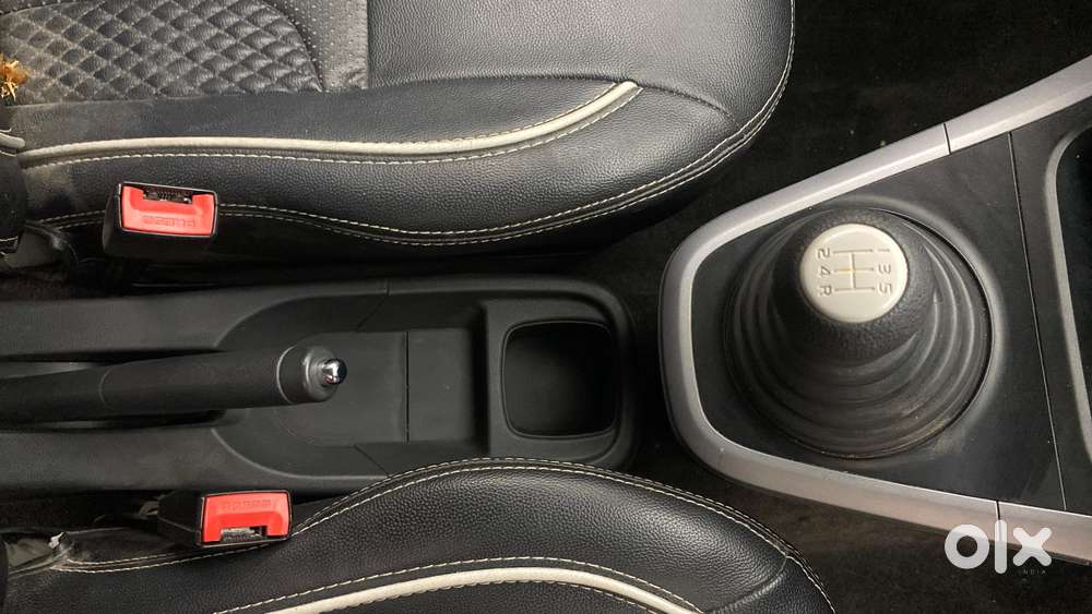 Maruti Suzuki Ritz Vxi, 2015, Petrol