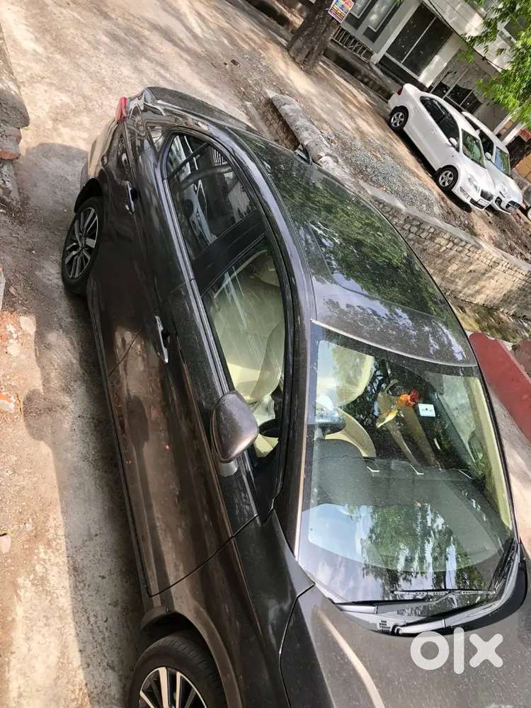Honda City 5th Generation Vx Mt (i-dtec)