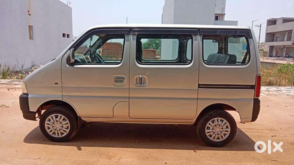 Maruti Suzuki Eeco 5 Str With Htr Cng, 2011, Cng & Hybrids