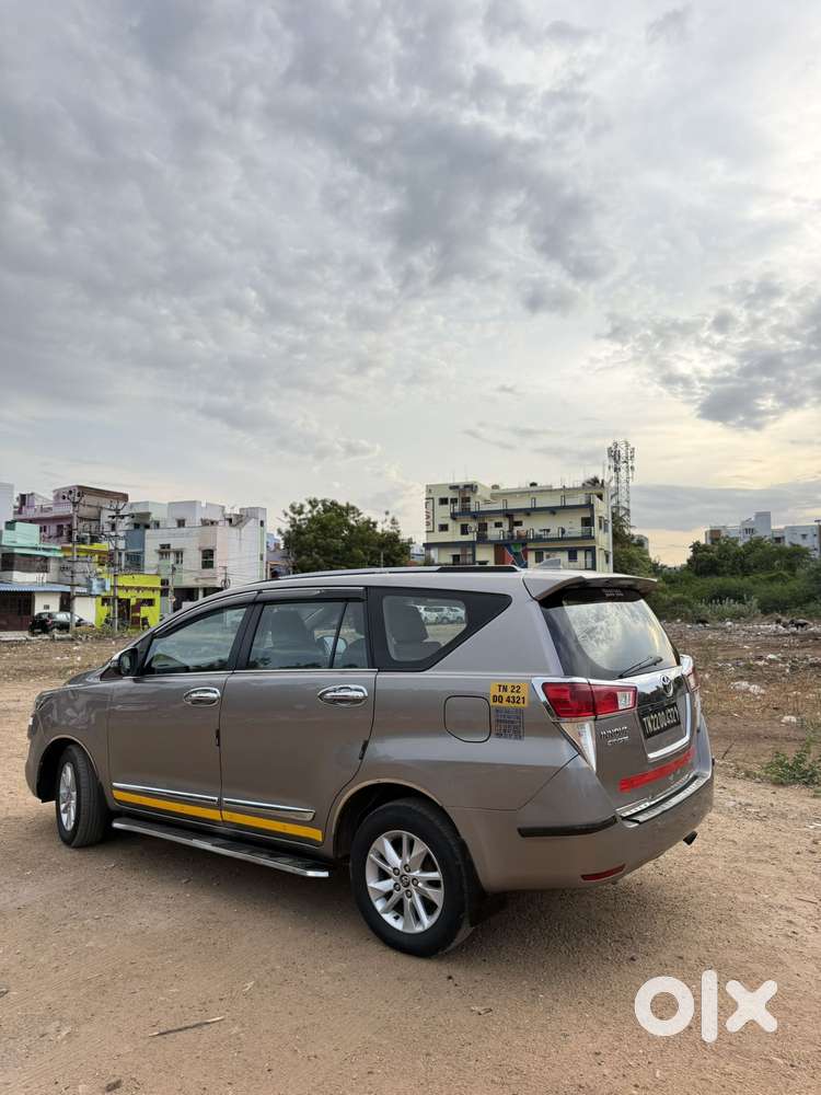 Toyota Innova Crysta 2.4 G Mt 7 Str, 2019, Diesel