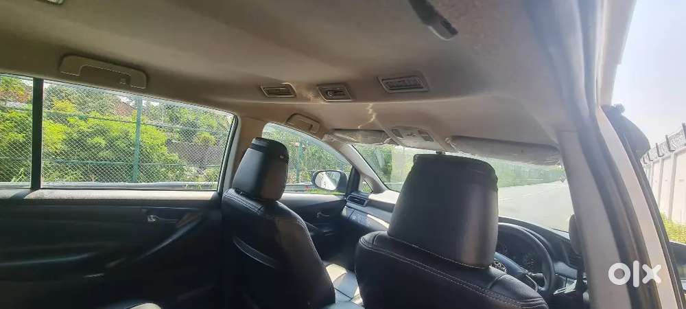 Toyota Innova Crysta 2022 Diesel 117000 Km Driven