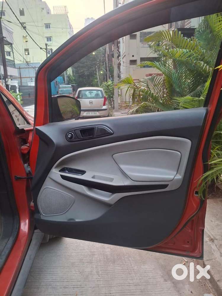 Ford Ecosport 2017 Diesel 55500 Km Driven. Mint Condition With Carplay