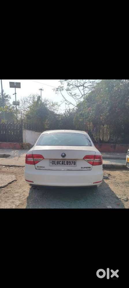 Skoda Superb 1.8 Elegance Tsi At, 2016, Petrol
