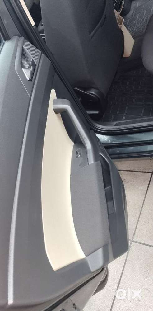 Skoda Slavia 1.0 Mt Ambition (2022)