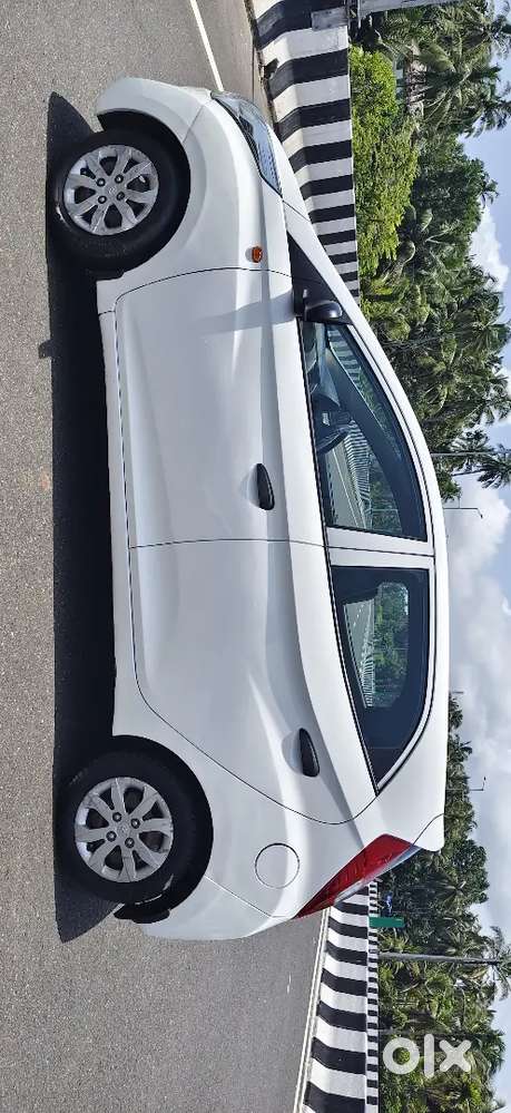 Hyundai Eon Era 2017 Petrol Manual