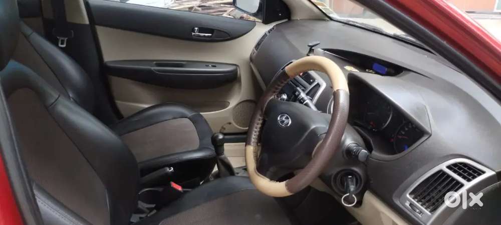 Hyundai I20 Magna Vtvt Petrol 2012  78,000 Km  Insurance Valid