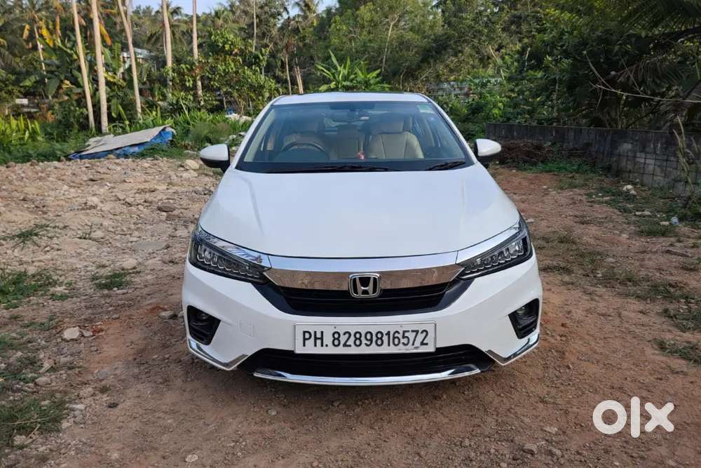 Honda City Gen-5 Zx Petrol (top Model)single Ownerinsurance Dec 2026