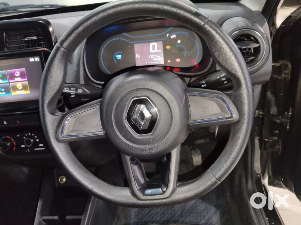 Renault Kwid 1.0 Rxt Amt, 2022, Petrol
