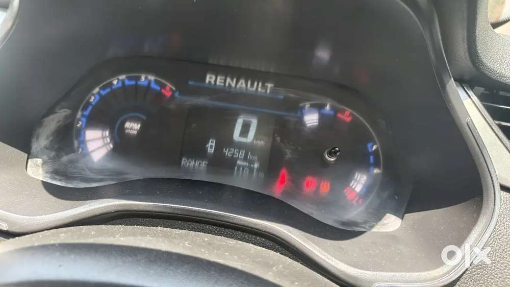 Renault Triber 2023 Petrol Well Maintained