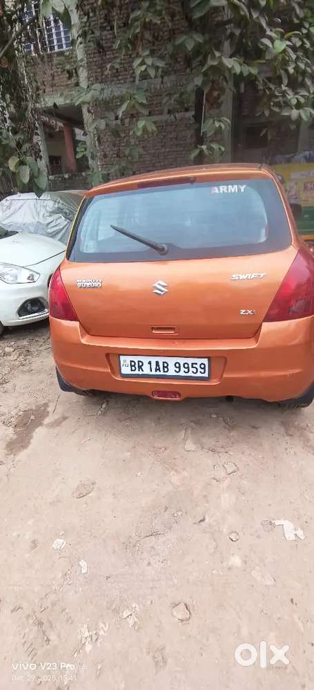 Maruti Suzuki Swift 2008 Petrol 102585 Km Driven
