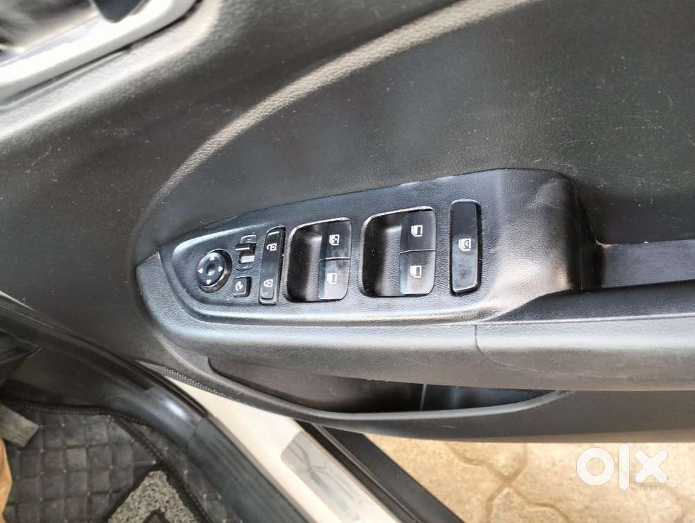 Hyundai Venue S Plus Mt 1.2 Kappa, 2022, Petrol