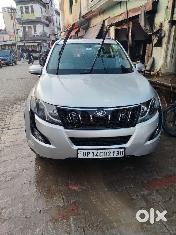 Mahindra Xuv500 2015 Diesel 65000 Km Driven