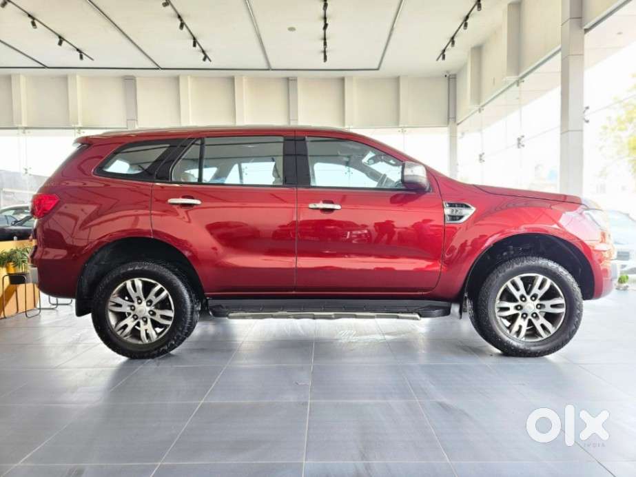 Ford Endeavour 2.2 Titanium At 4x2, 2016, Diesel