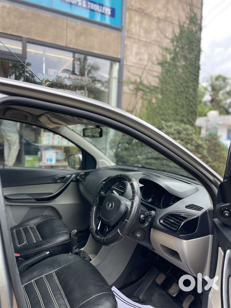Tata Tiago 1.2 Revotron Xt (o), 2018, Petrol