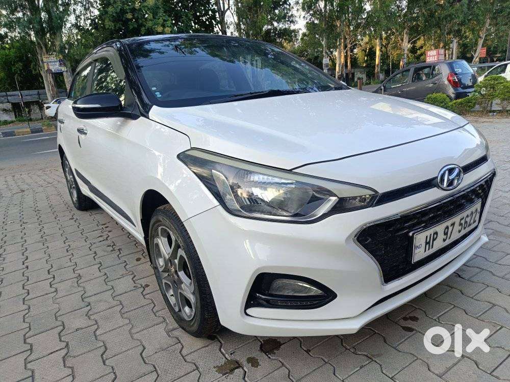 Hyundai I20 Sportz Plus Dual Tone, 2020, Petrol
