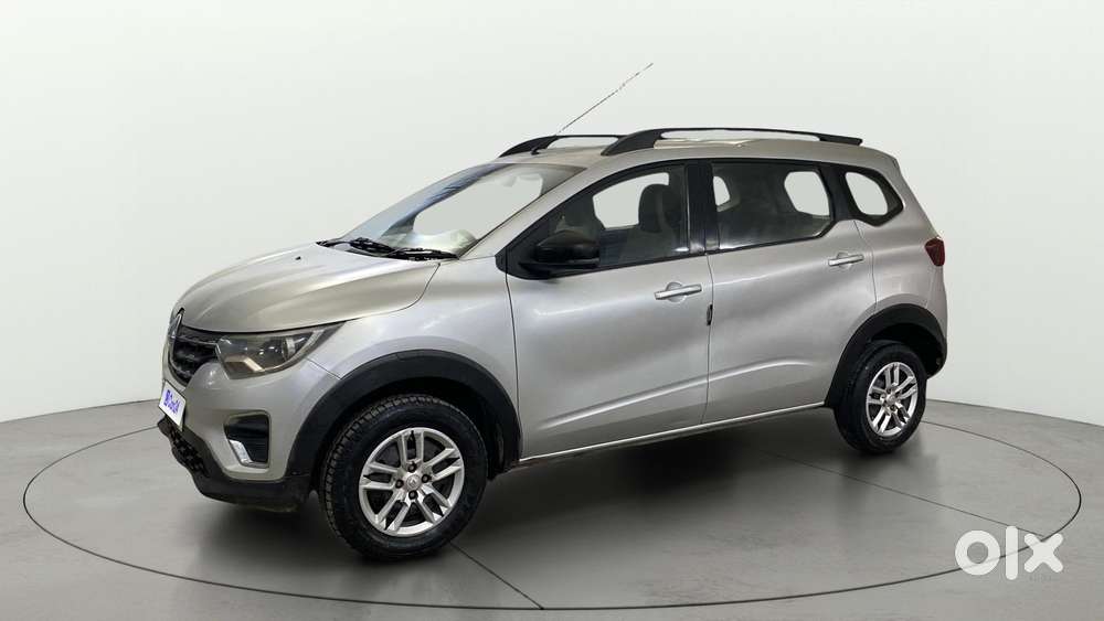 Renault Triber Rxt, 2022, Petrol