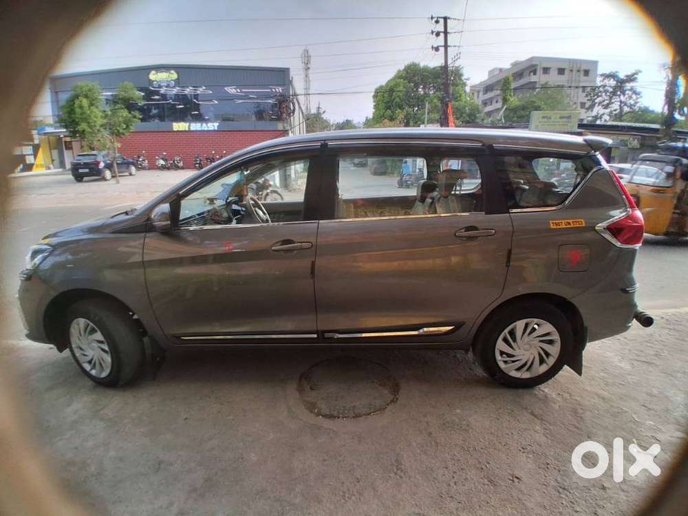 Maruti Suzuki Ertiga 1.4 Vxi Cng Anniversary Edition, 2024, Cng & Hy..