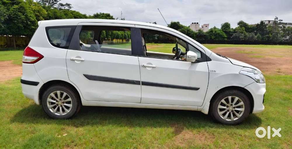 Maruti Suzuki Ertiga Zxi, 2013, Petrol