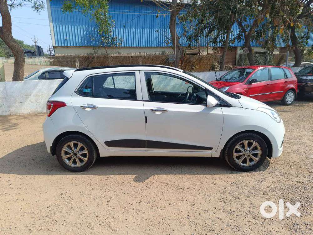 Hyundai Grand I10 2013-2016 Asta, 2016, Petrol
