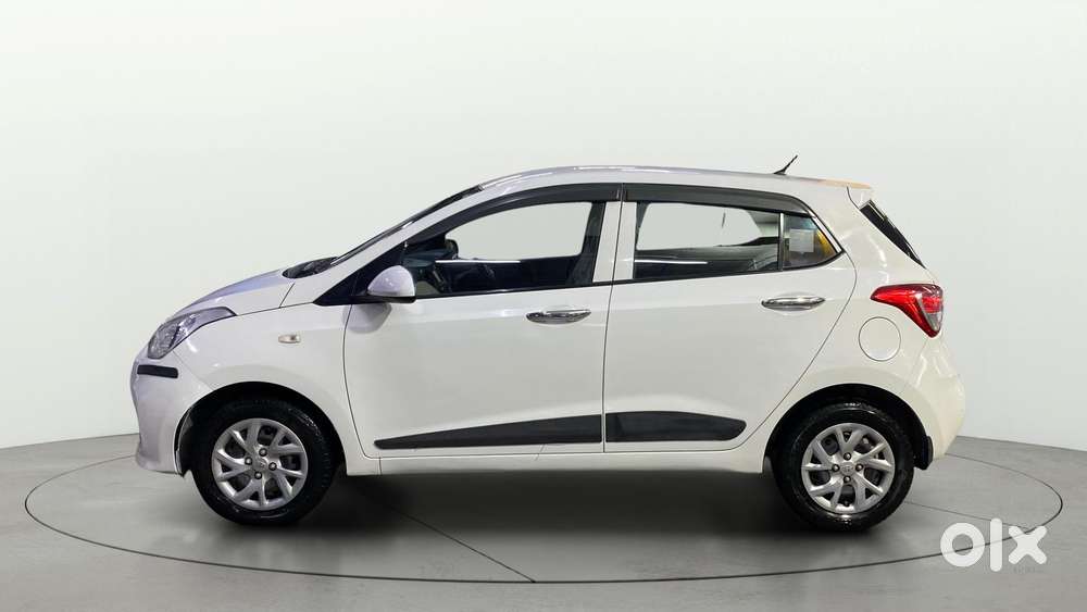 Hyundai Grand I10 Sportz 1.2 Kappa Vtvt, 2017, Petrol