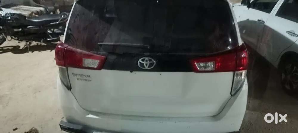 Toyota Innova Crysta 2024 Diesel 32000 Km Driven Orignal Metter