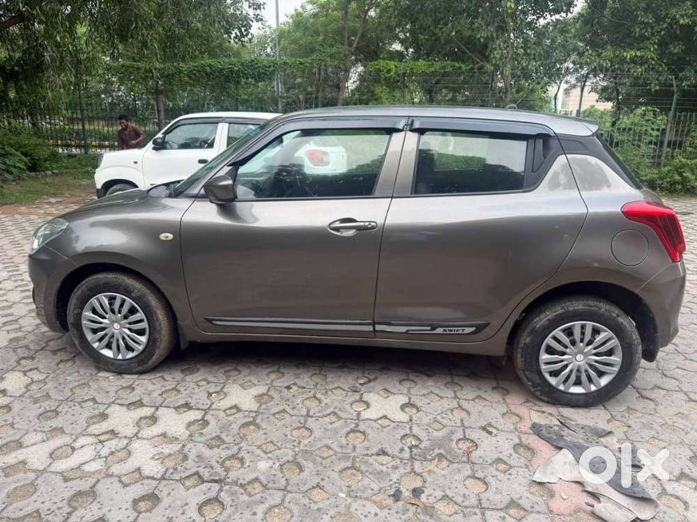Maruti Suzuki Swift Lxi, 2018, Petrol