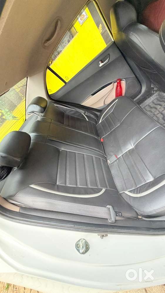 Hyundai Xcent Petrol 2015