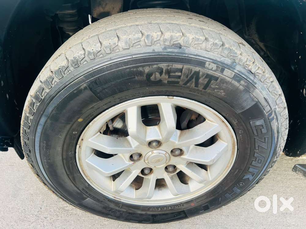 Mahindra Tuv 300 T8, 2017, Diesel