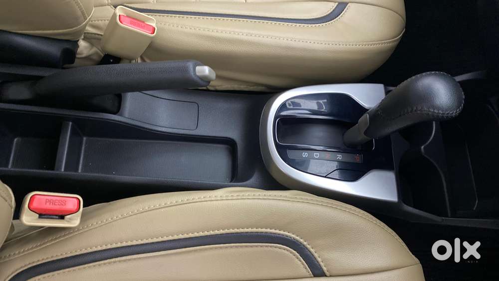 Honda Jazz 1.2 V At I Vtec, 2016, Petrol
