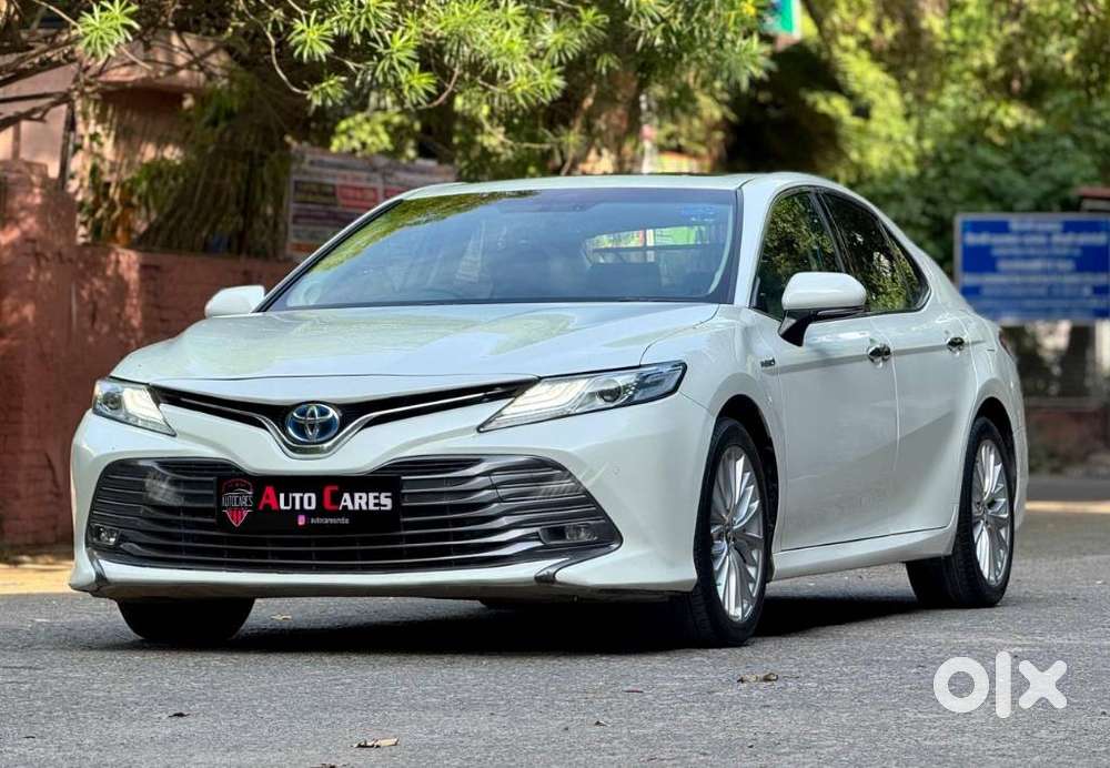 Toyota Camry Hybrid, 2019, Petrol