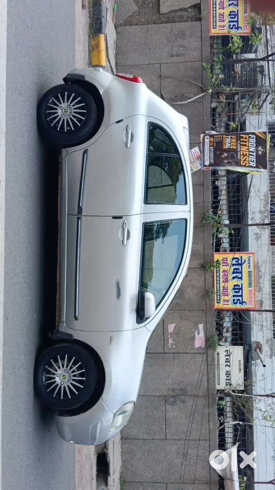 Nissan Micra, Cng 2012 Model Tyre New, Ac Good Suspension Shockers Goo