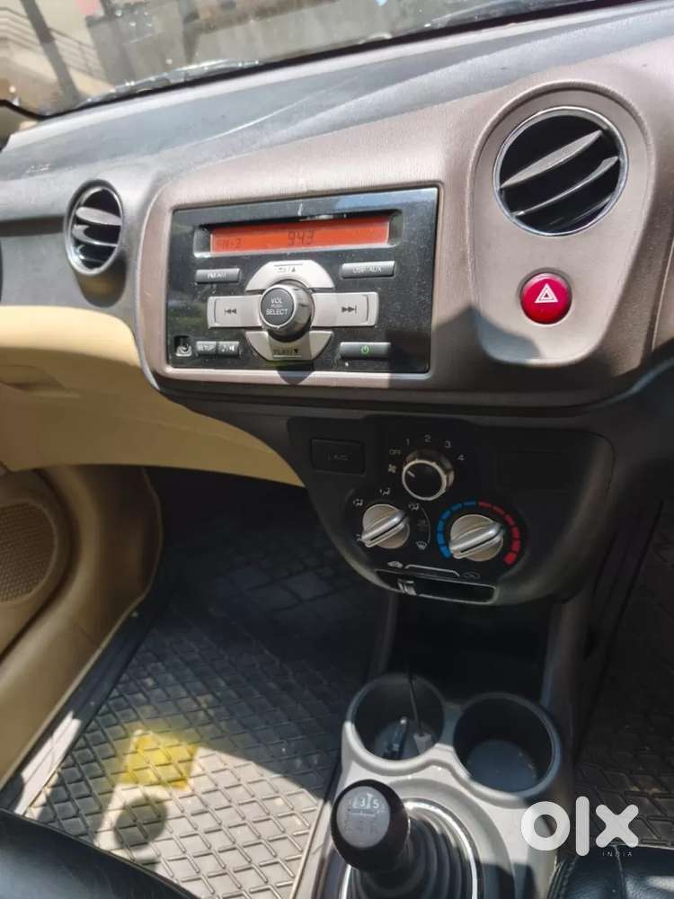 Honda Brio S (o) Mt, 2011, Petrol