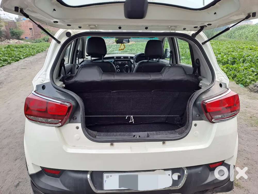 Mahindra Kuv 2016 Well Maintained Car
