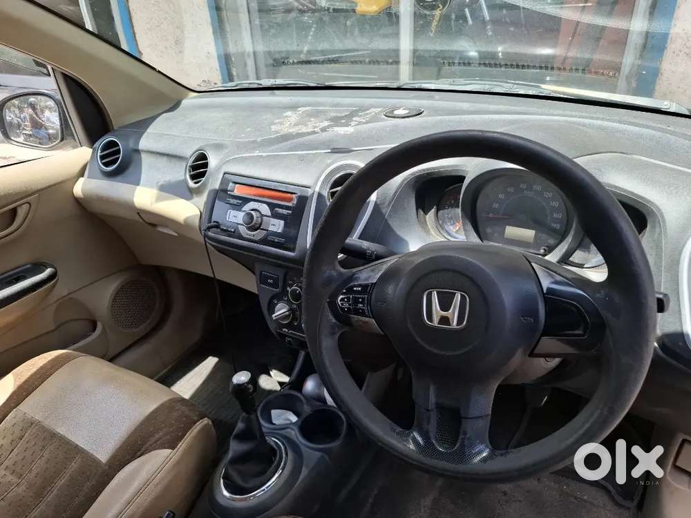 Honda Mobilio 2014 Petrol 75000km Driven In Good Condition With New Ac
