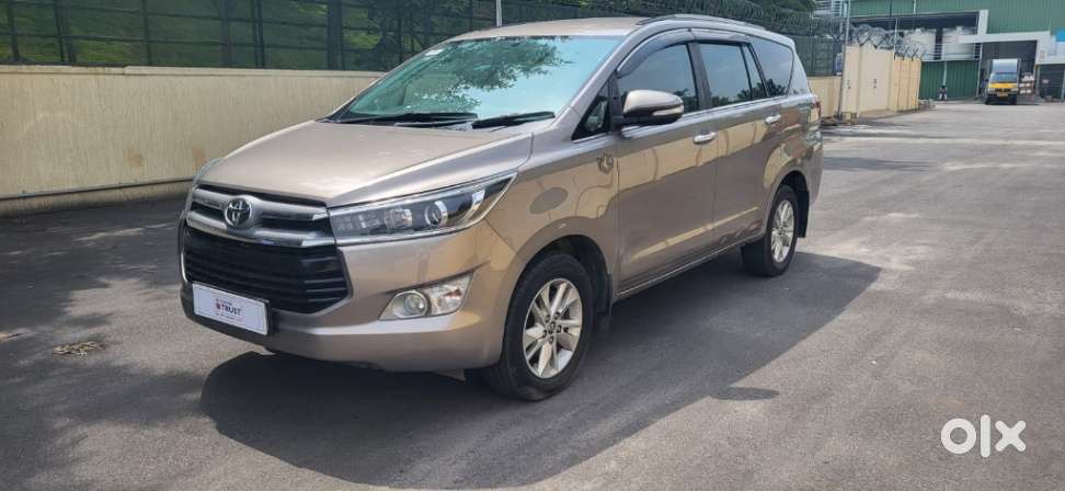 Toyota Innova Crysta 2.4 V, 2017, Diesel