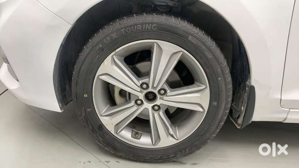 Hyundai Verna [2015-2017] Fluidic 4s 1.6 Crdi Sx (o) At, 2019, Petro..