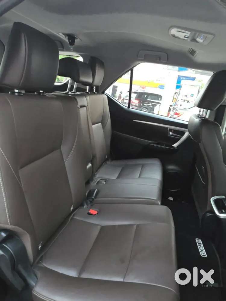 Toyota Fortuner Legender 2017