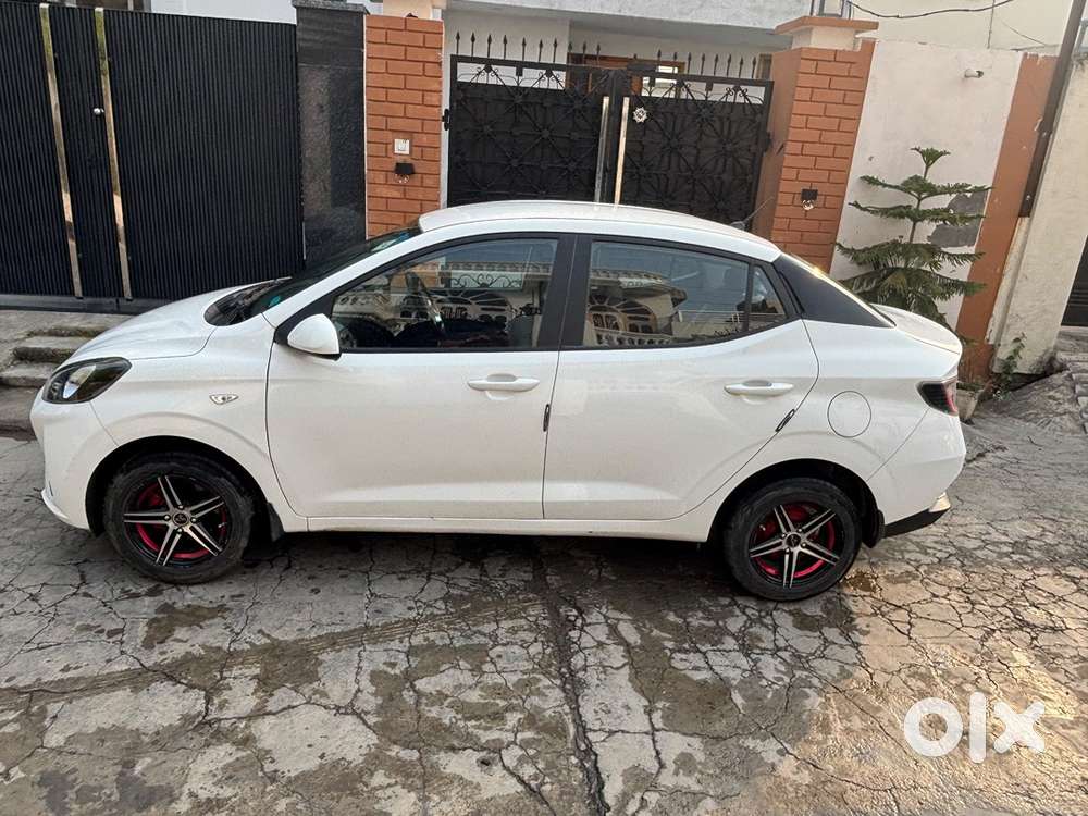 Hyundai Aura 2022 Cng