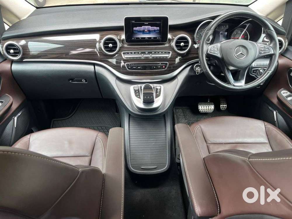 Mercedes-benz V-class 2.1 220 Expression Diesel At, 2019, Diesel