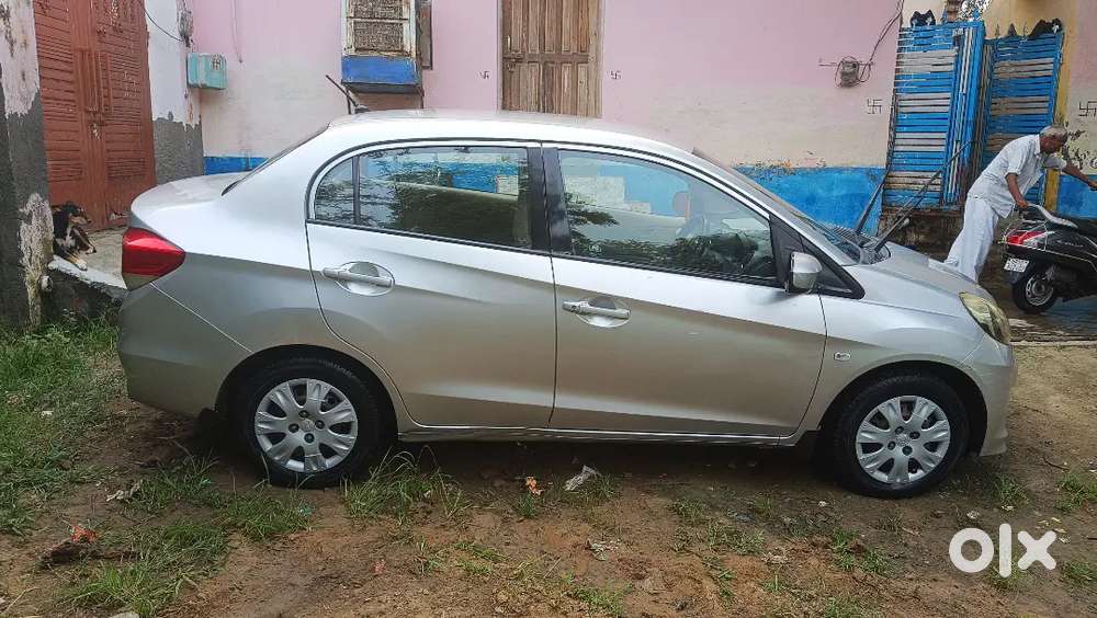 Honda Amaze 2014 Cng & Hybrids Well Maintained