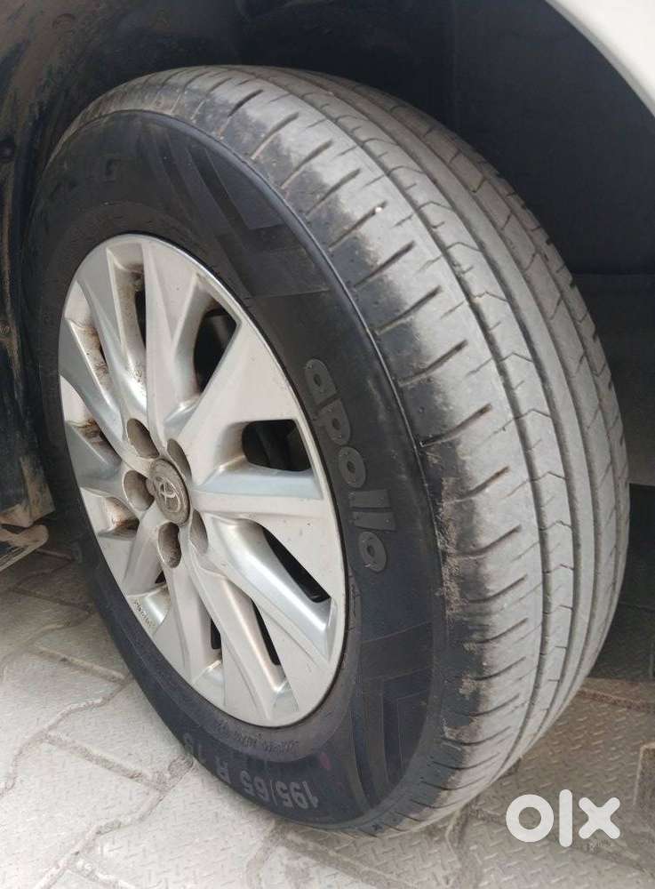 Toyota Corolla Altis 1.8 J, 2015, Petrol