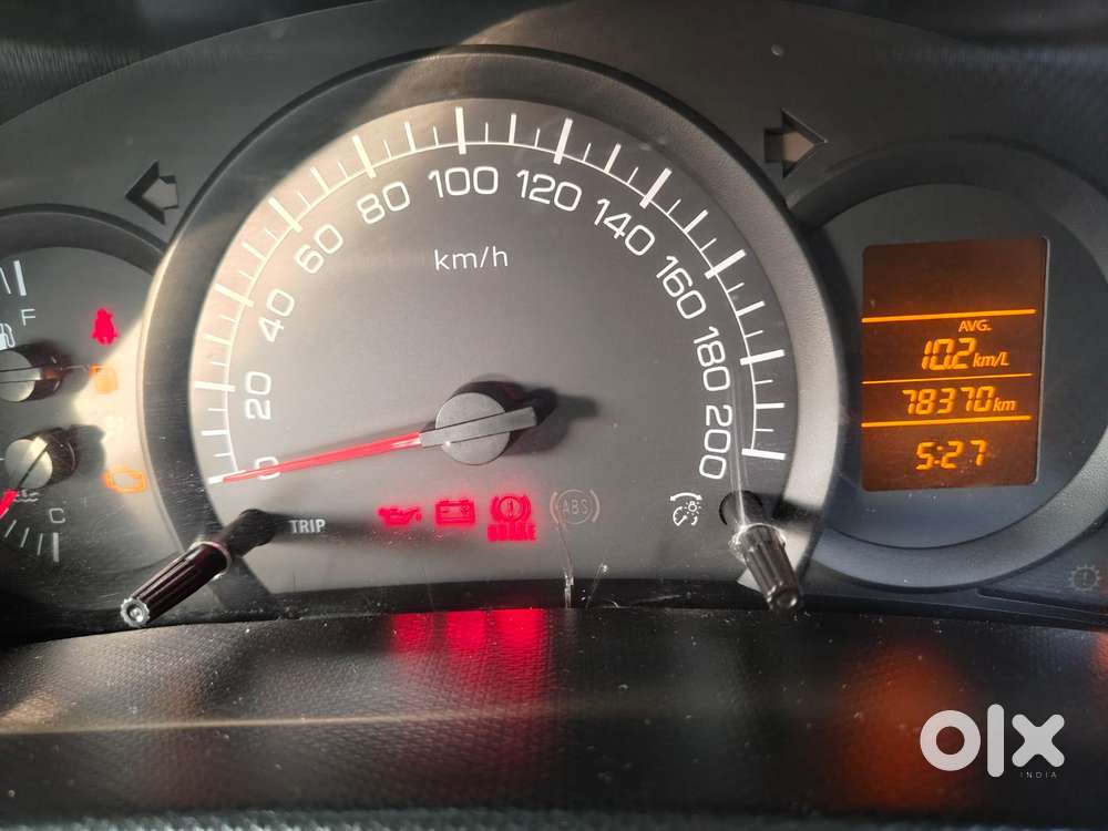 Maruti Suzuki Swift Lxi, 2015, Petrol