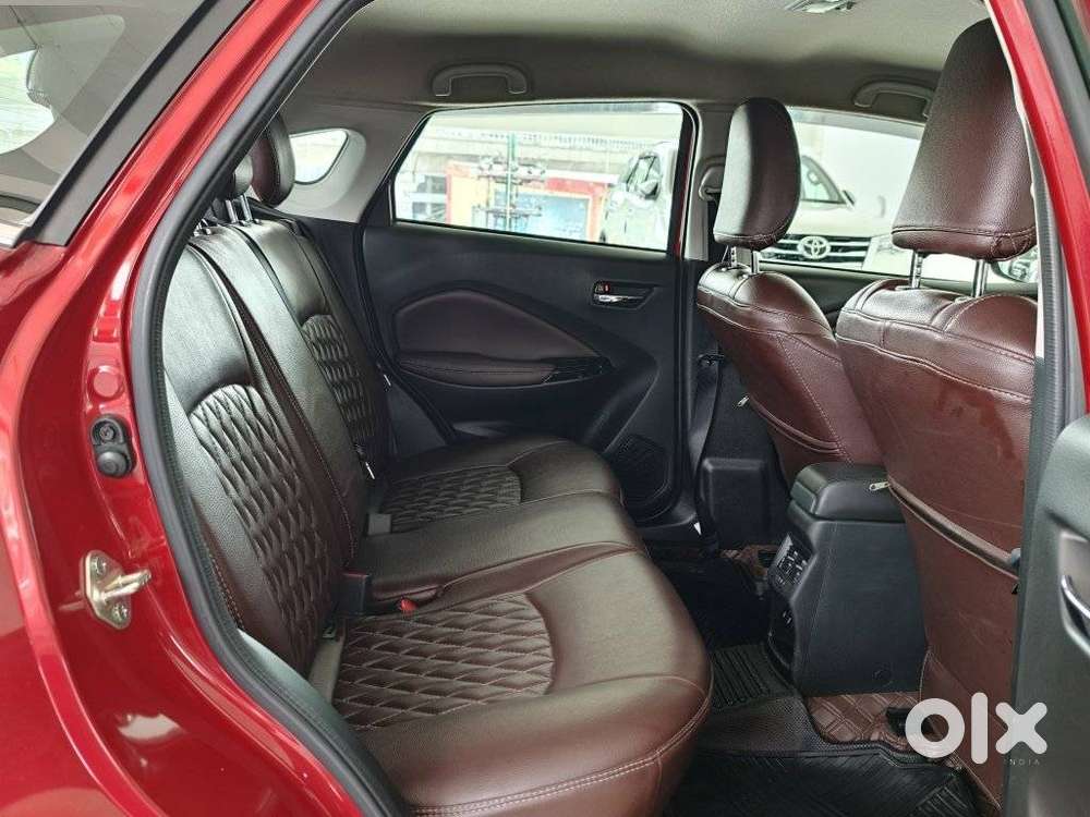 Toyota Urban Cruiser Taisor V 1.0 Petrol Mt Dual Tone, 2025, Petrol