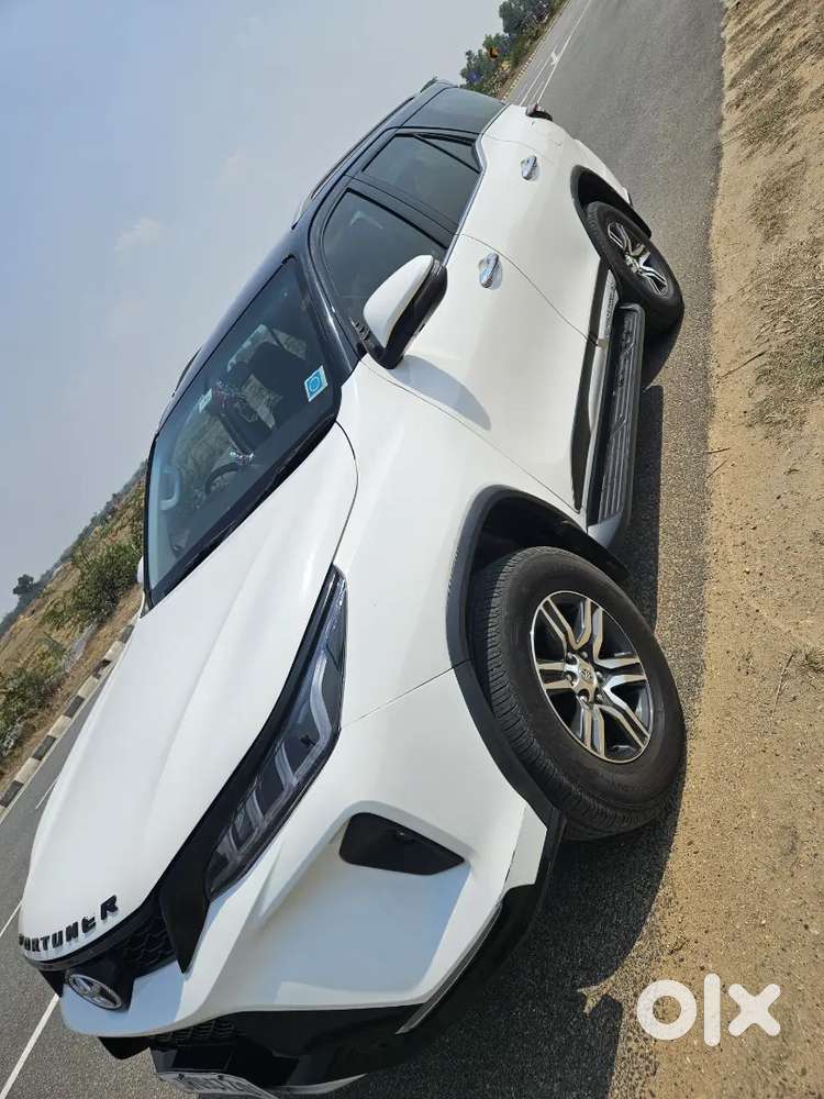 Toyota Fortuner Legender 2000 Diesel Car