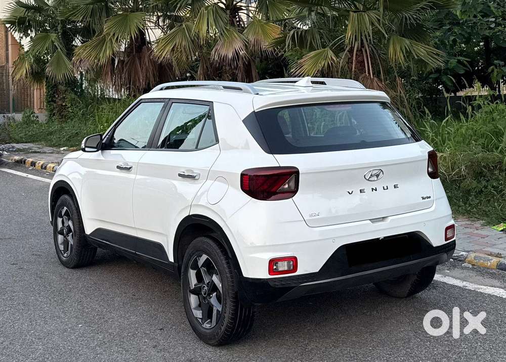 Hyundai Venue Sx Plus Turbo Dct, 2020, Petrol