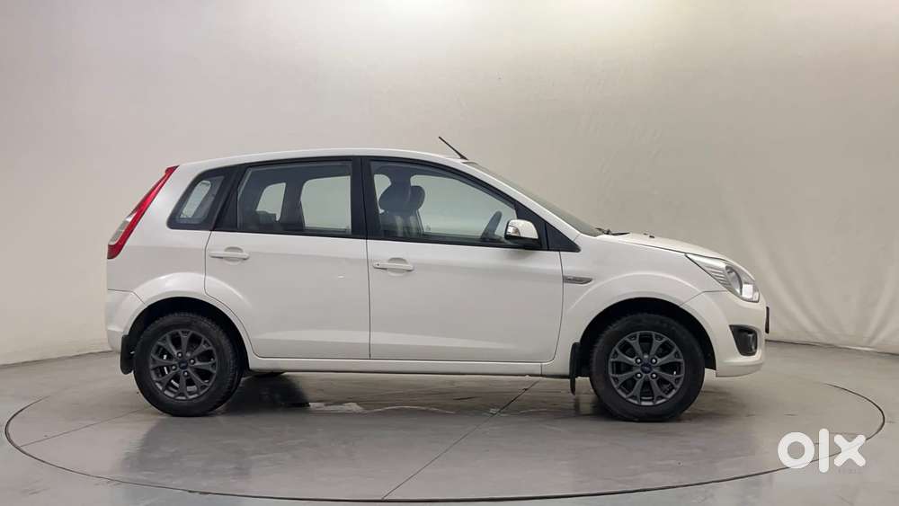 Ford Figo 1.2 Duratec Petrol Titanium, 2015, Petrol