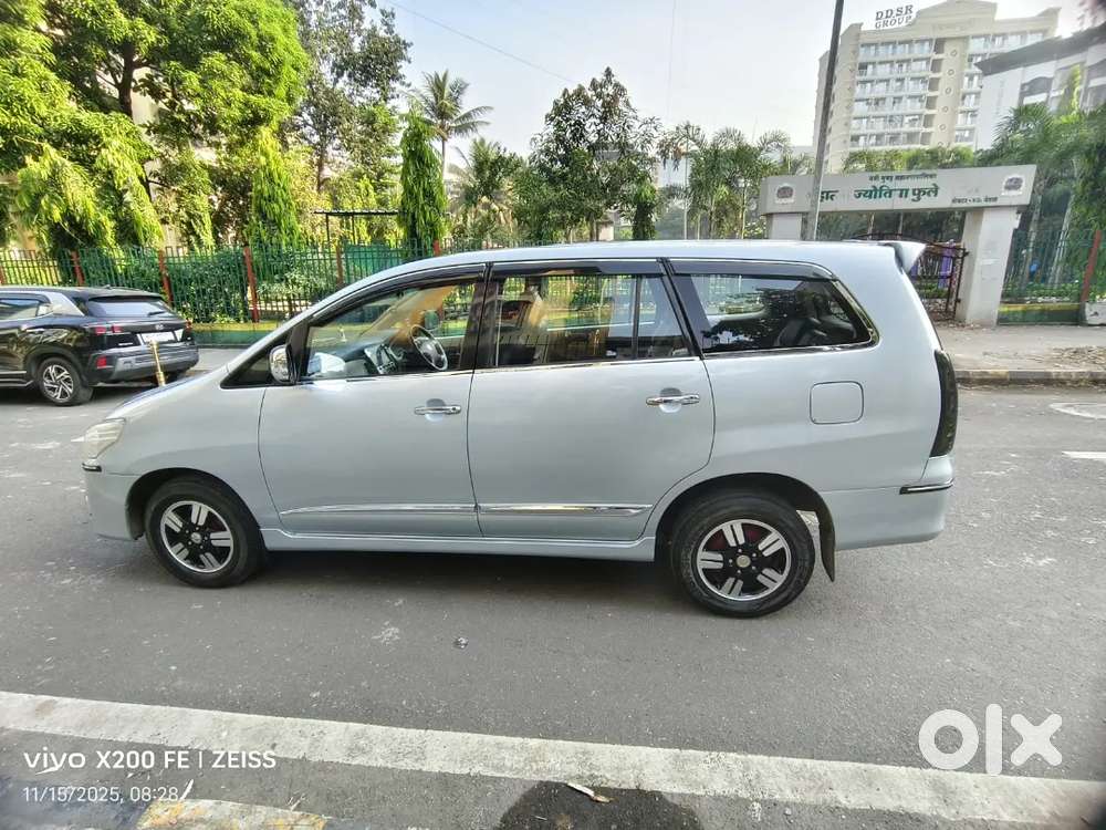 Toyota Innova V 2006