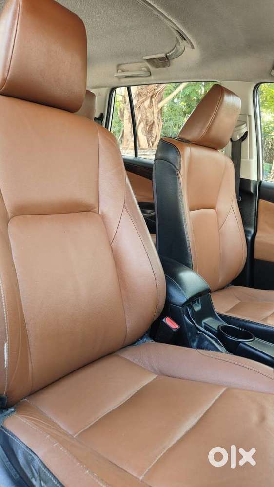 Toyota Innova Crysta 2.8z Automatic, 2007, Diesel