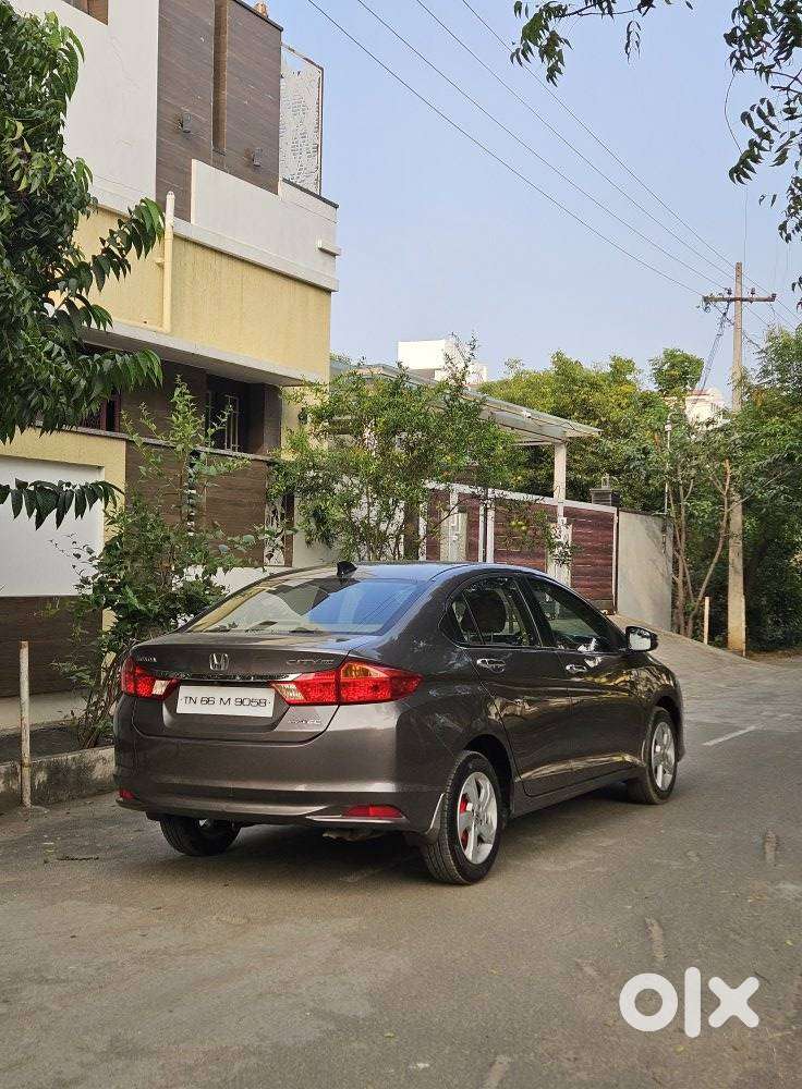 Honda City V At Sunroof, 2015, Petrol